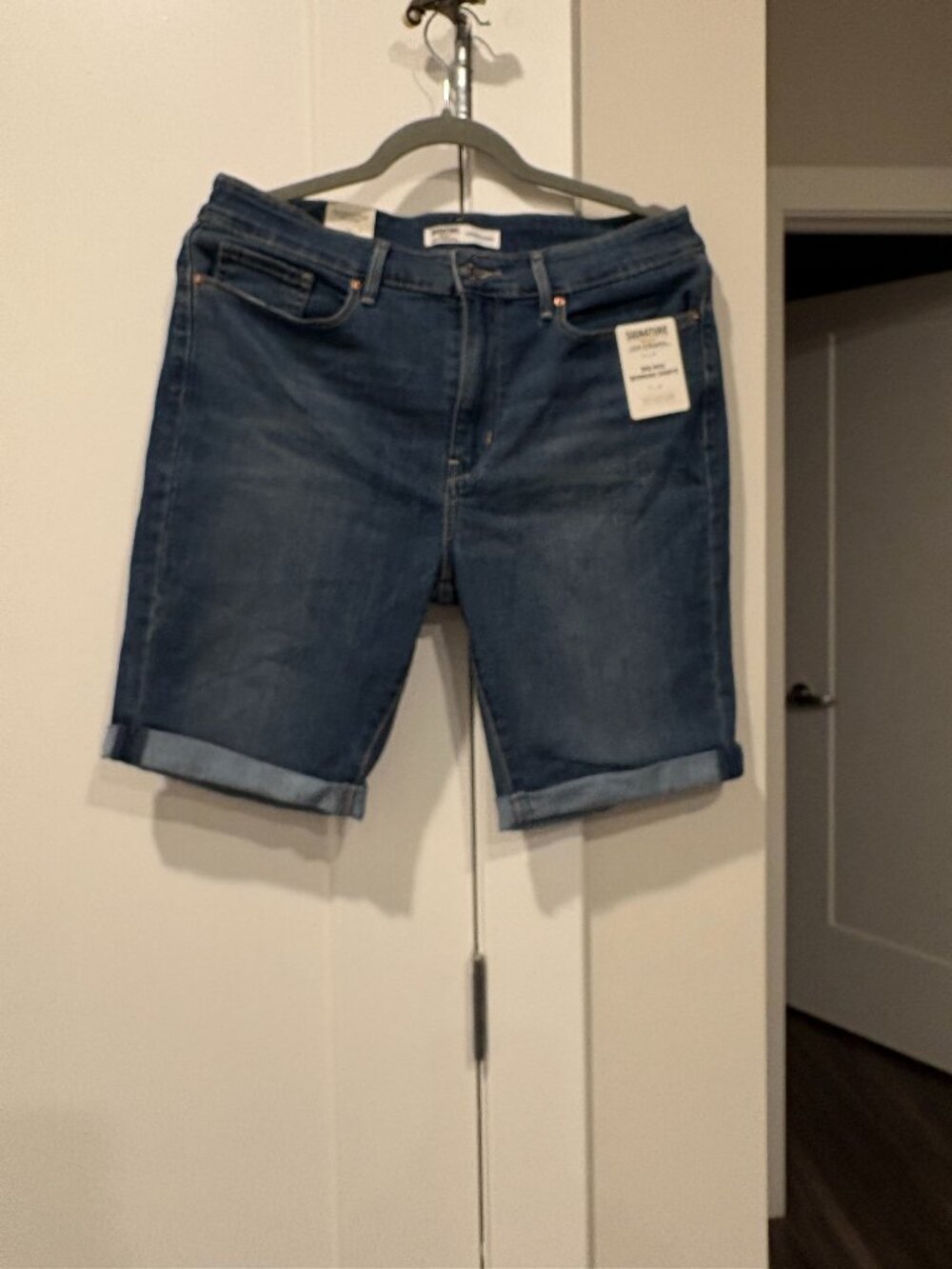 Brand New With Tags Denim Levi Shorts Size 12